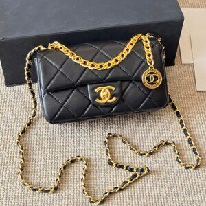 Chanel Handbags, Shoulder Bags